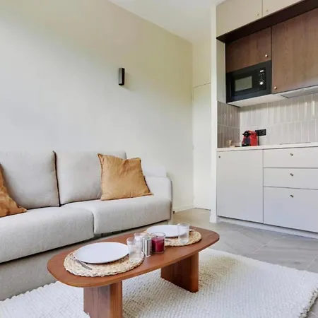 11th - Cosy * Parijs